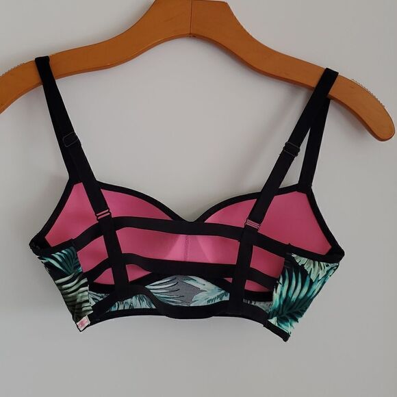 Victoria's Secret PINK Strappy Back Padded Bralette Size XS - Picture 3 of 9
